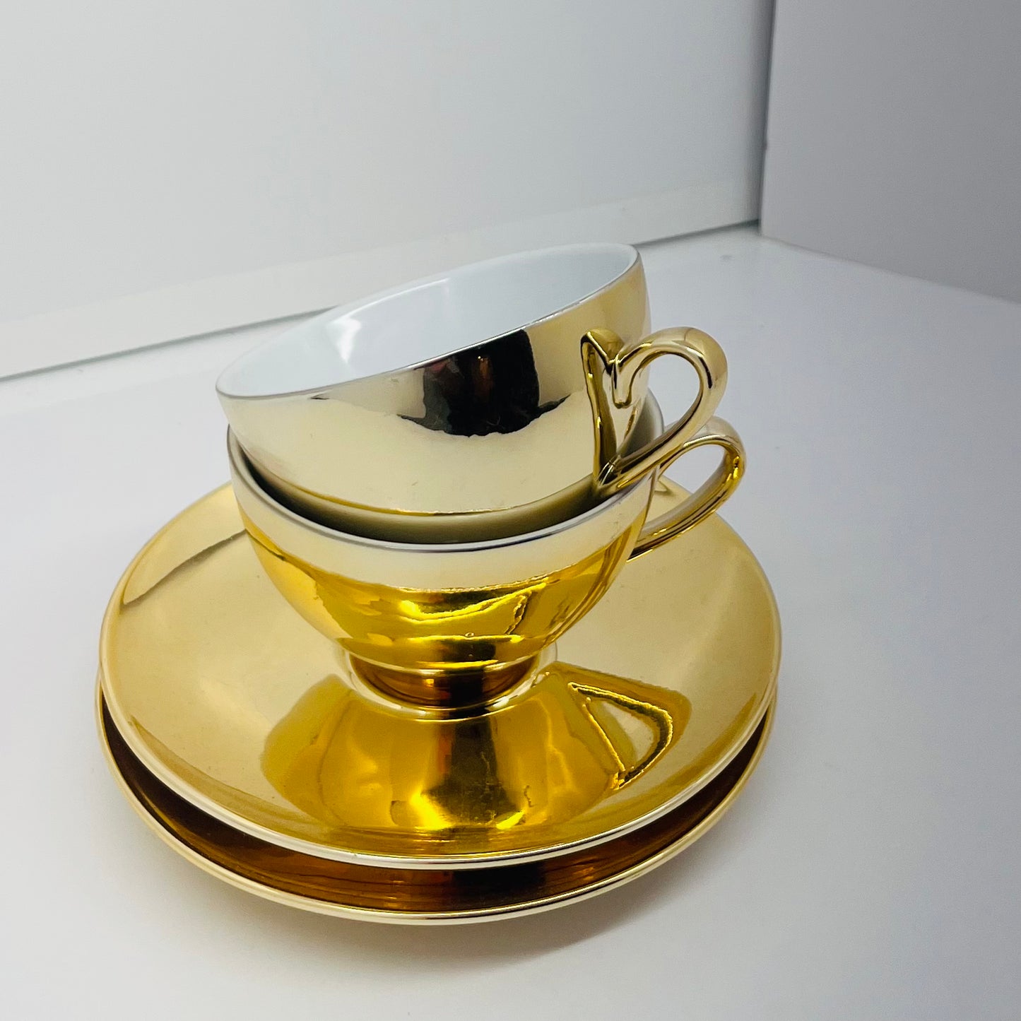 Gold Tea cup set of 2