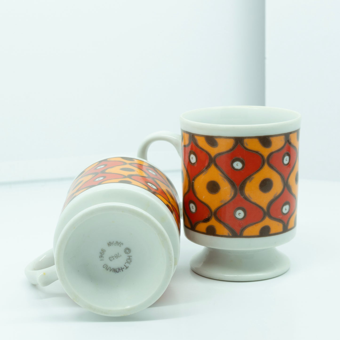 1966 Holt Howard Pedestal Mugs